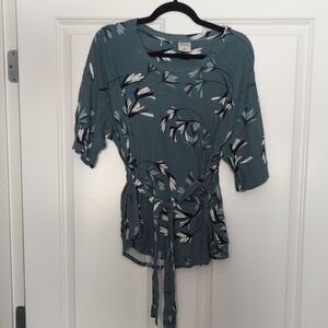 Soma Green Tie Front 3/4 Sleeve Blouse